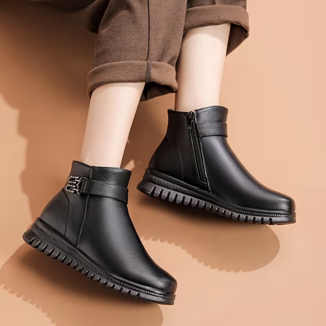 Ghete cu design modern și finisaj sofisticat pentru femei®