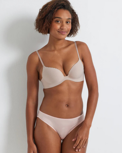 Sutien dintr-o singură piesă foarte moale ( OFERTĂ 2X1)