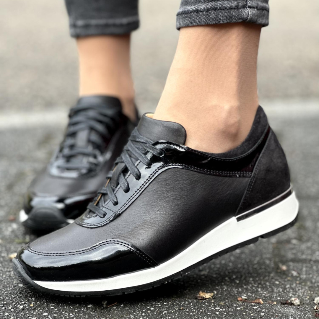 Pantofi eleganți din piele naturală pentru femei