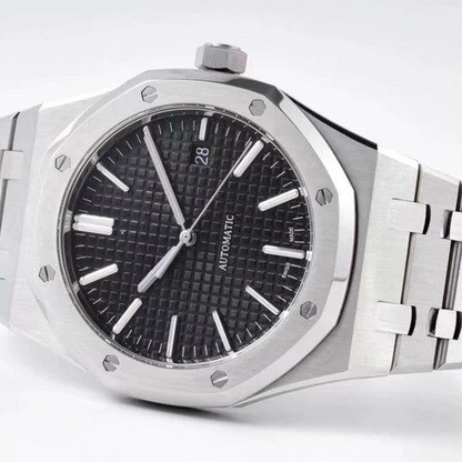 Elegáns klasszikus stílusú automata óra