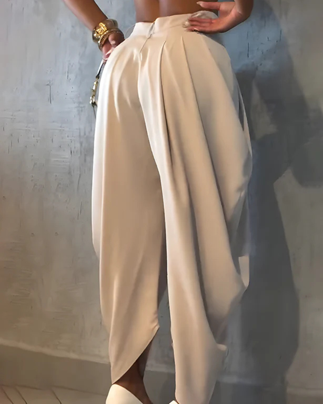 Pantaloni casual cu talie înaltă și strânși în partea de jos pentru femei