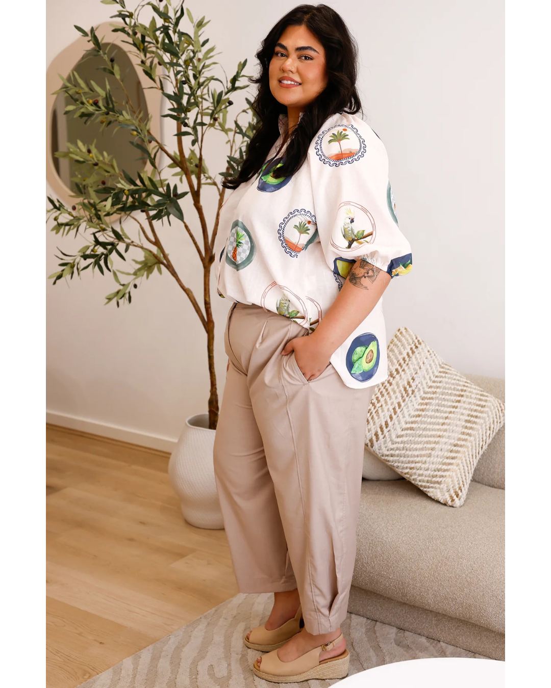 Pantaloni de vară pentru femei