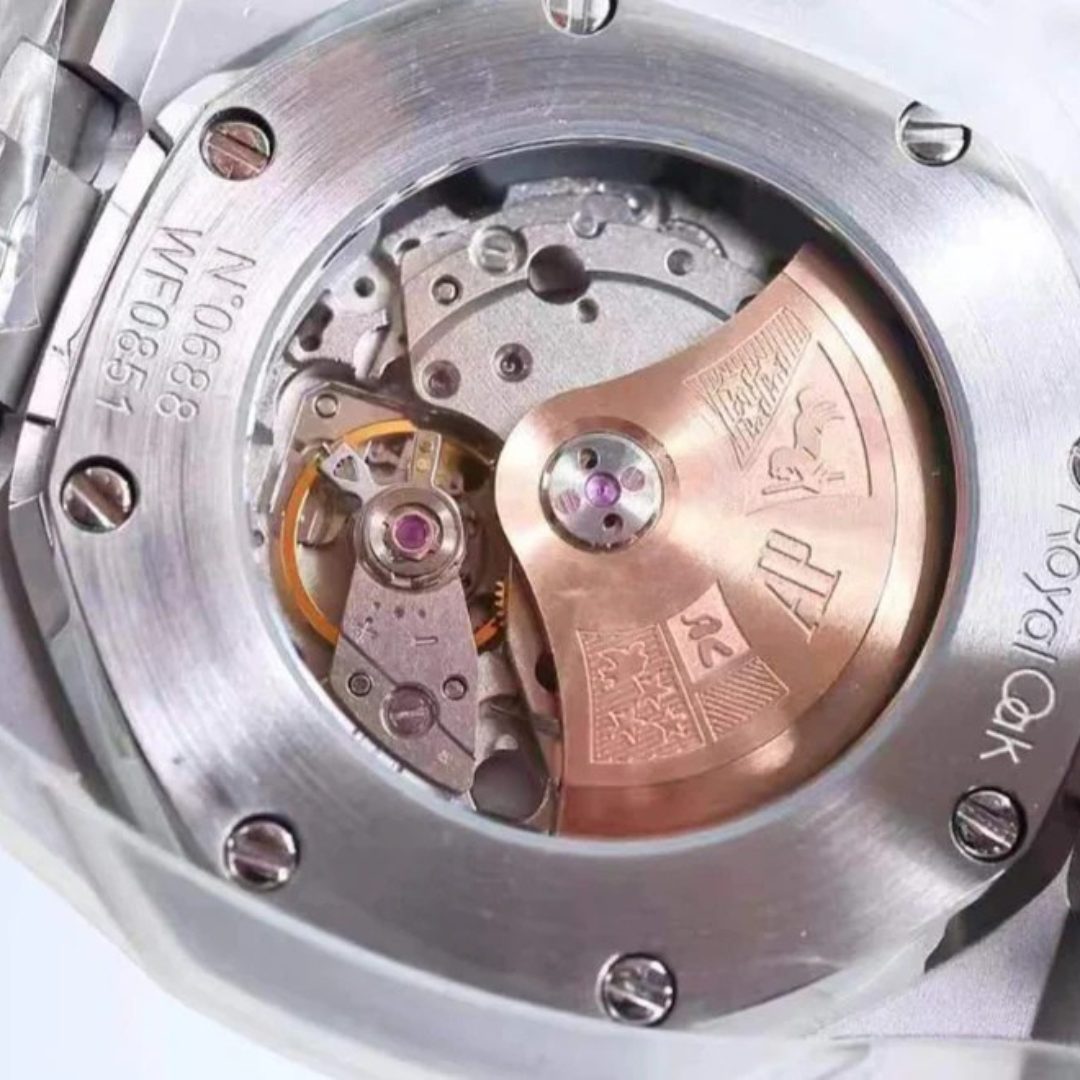 Elegáns klasszikus stílusú automata óra