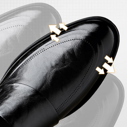 Pantofi de lux din piele, confecționați manual, pentru bărbați.