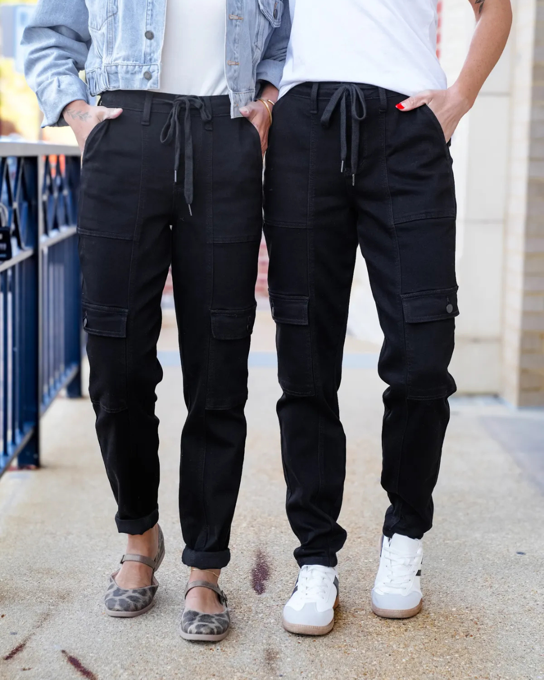 Pantaloni Sport cu Talie Înaltă și Manșete Cargo pentru Femei