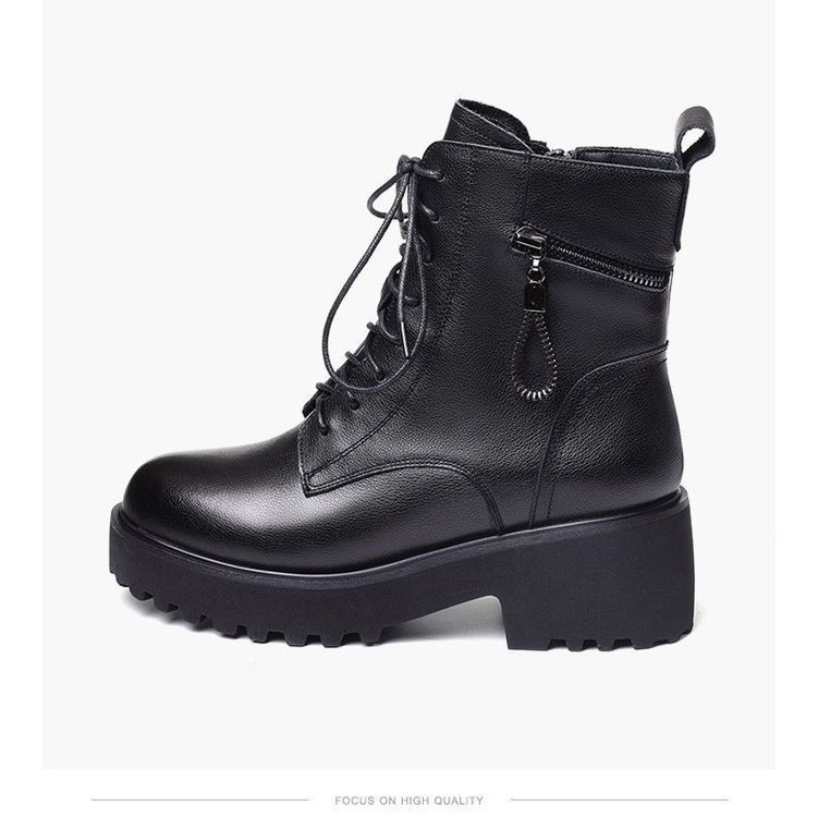 Botine din Piele Elegantă și Rezistentă